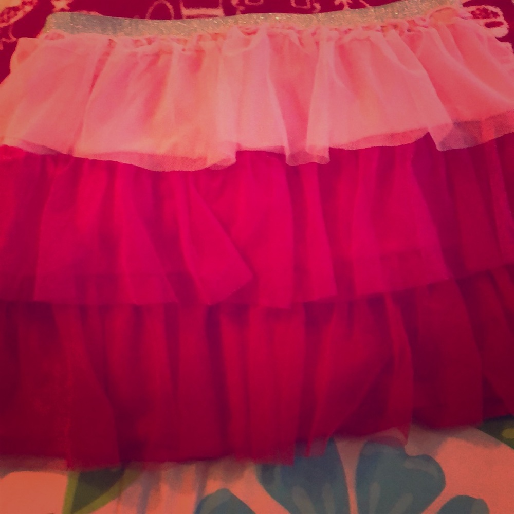 A valentines skirt never used